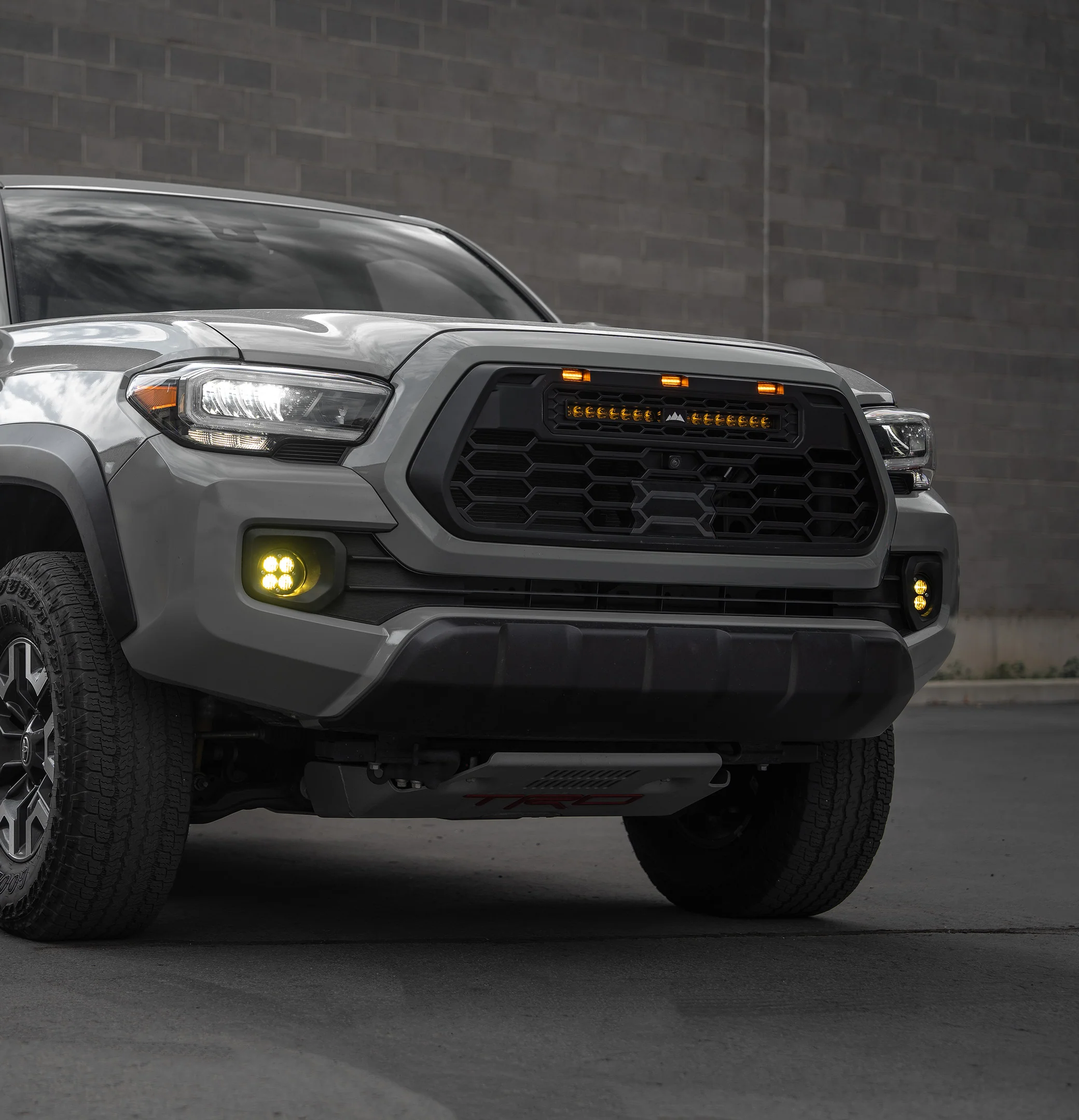 Tacoma Lifestyle Rogue Light Bar Grille For Tacoma (2016-2023) - Image 13